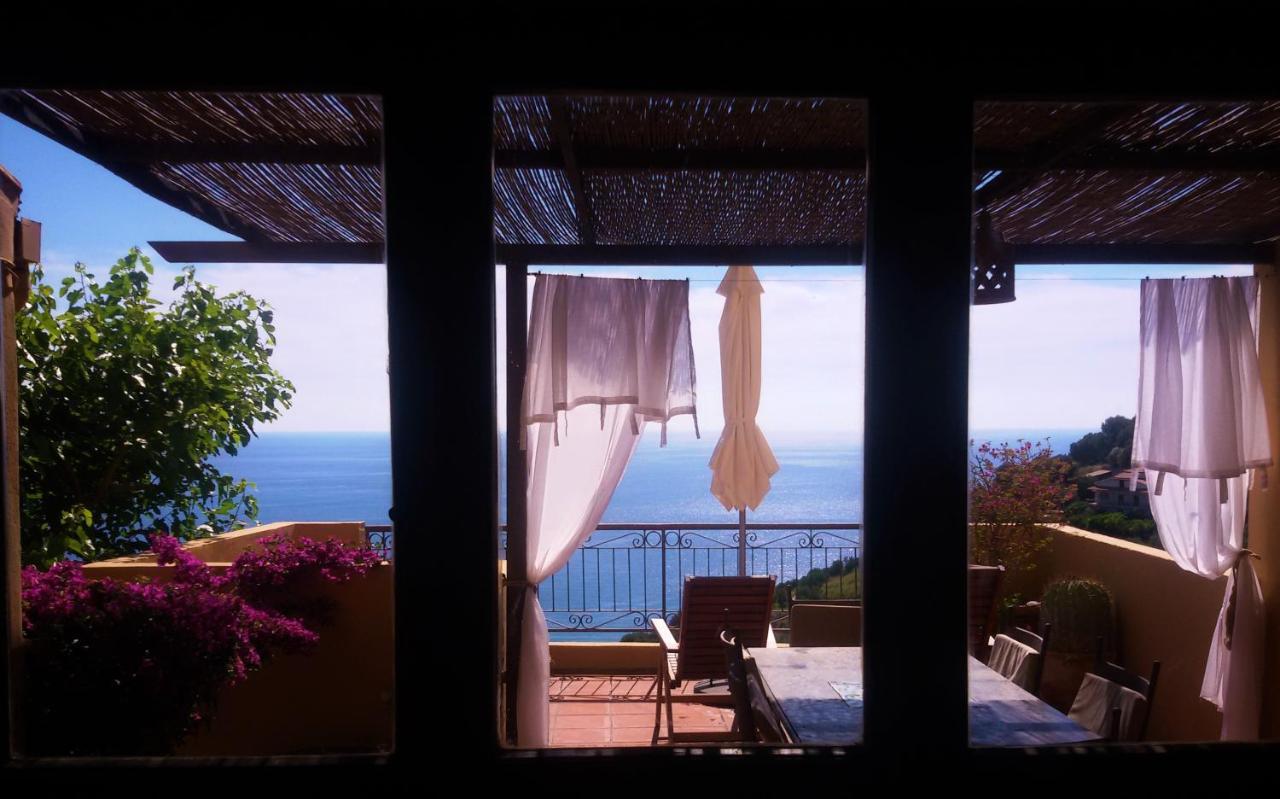 Marulivo Hotel Pisciotta Bagian luar foto